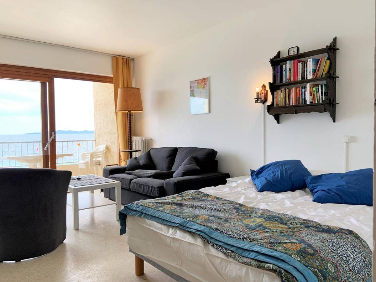 Studio Sur Plage Cavaliere Avec Terrasse, 1Er Etage, 2 Couchages - Fr-1-251-80 르 라방두 외부 사진